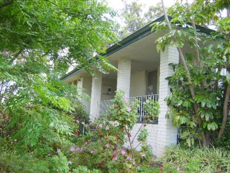 28 Nelson Crescent, Lesmurdie WA 6076