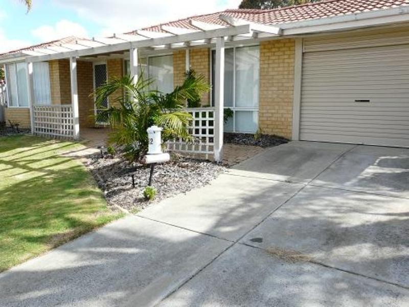 62 Strawberry Drive, Seville Grove WA 6112