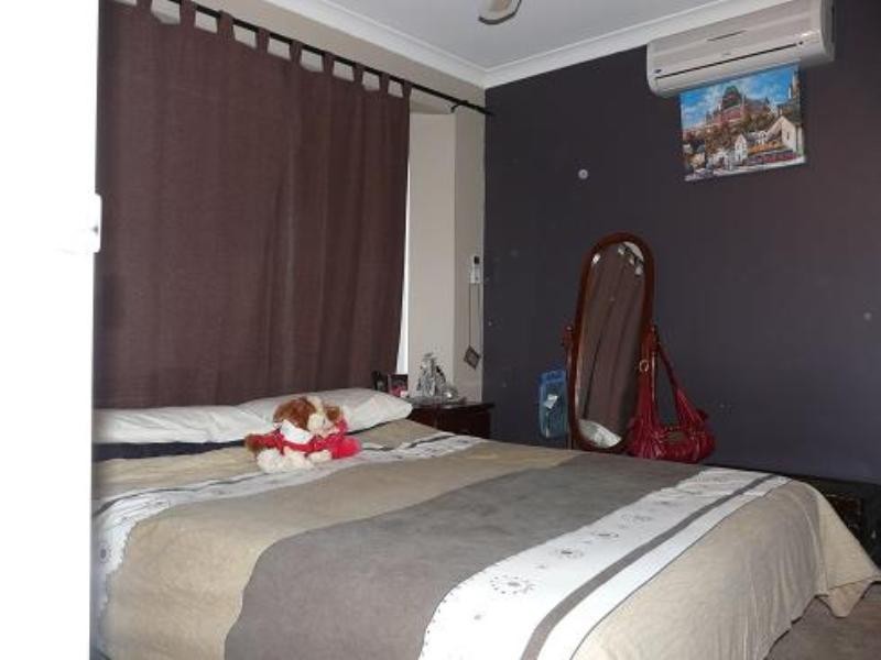 62 Strawberry Drive, Seville Grove WA 6112