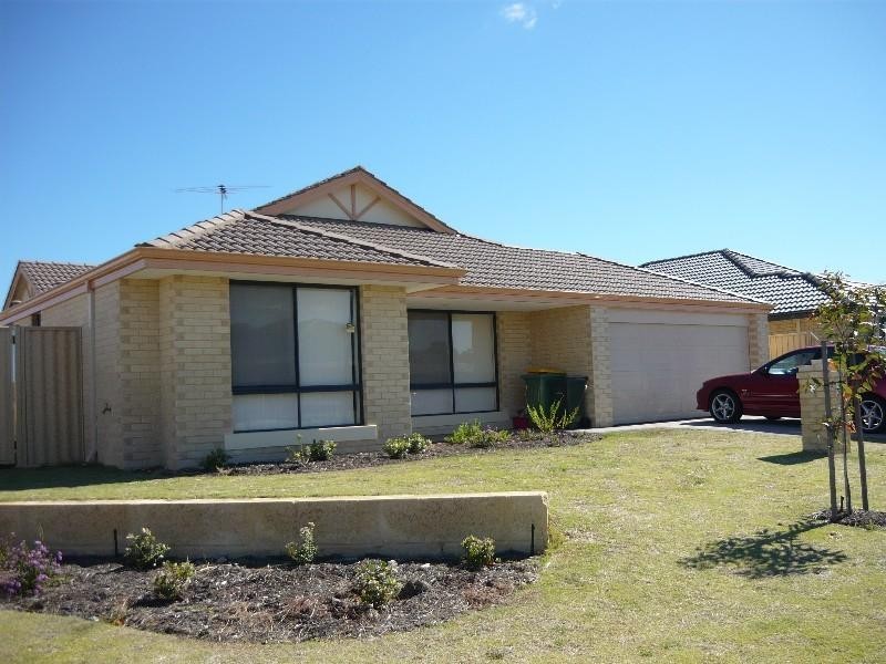 36 Pomera Drive, Byford WA 6122