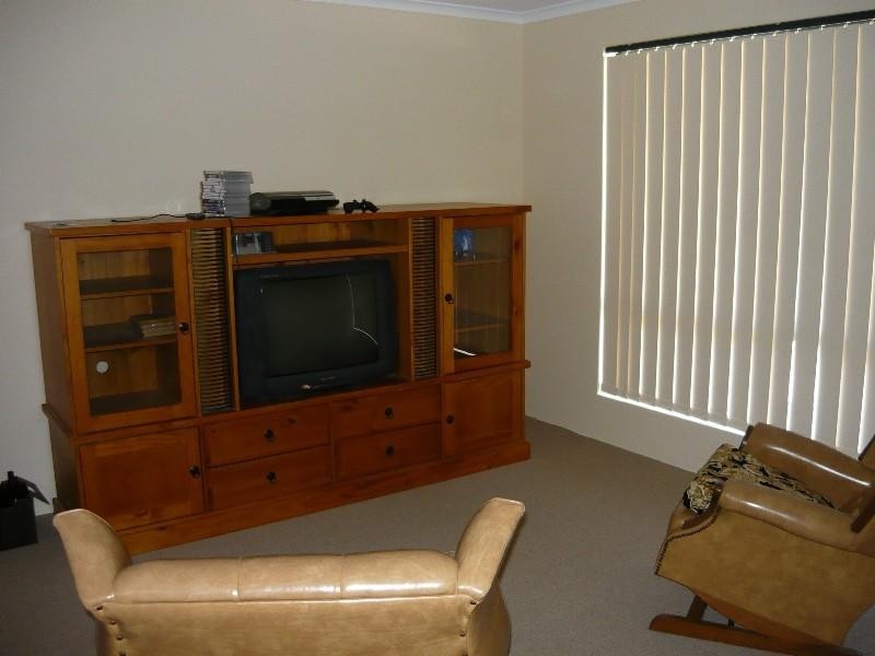 36 Pomera Drive, Byford WA 6122