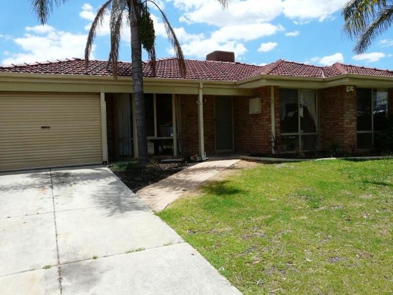 7 Emperor Close, Seville Grove WA 6112