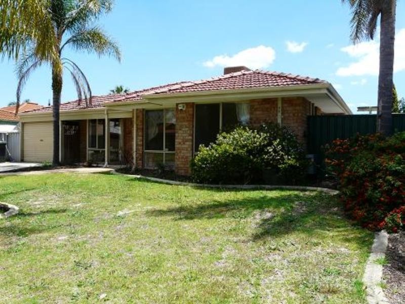 7 Emperor Close, Seville Grove WA 6112