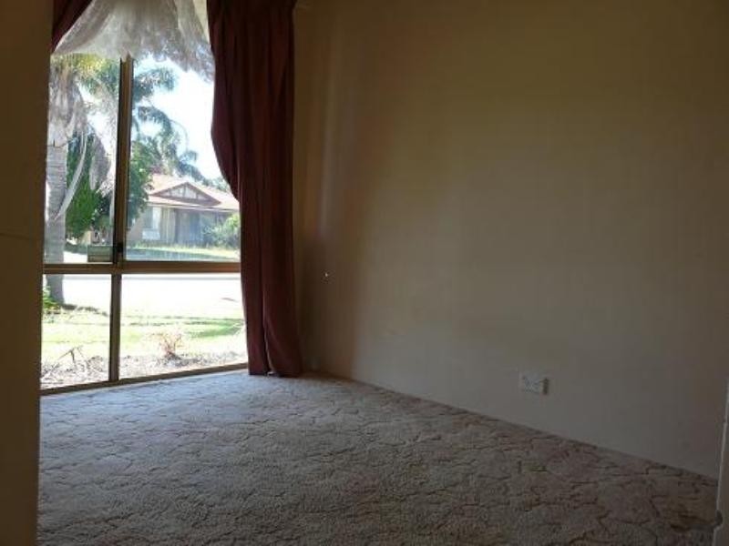 7 Emperor Close, Seville Grove WA 6112