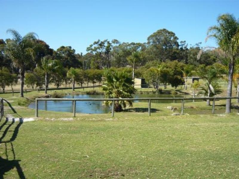 44 Springfield Road, Bedfordale WA 6112