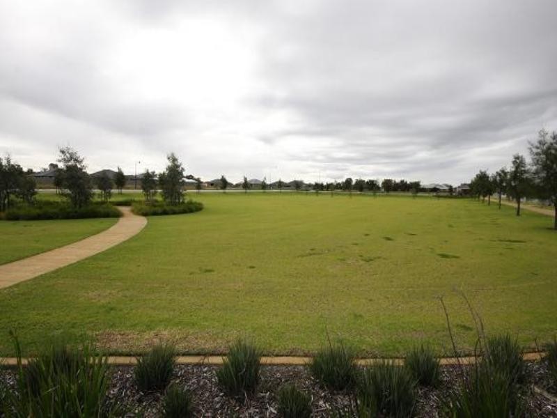 96 Princeton Circuit, Aubin Grove WA 6164