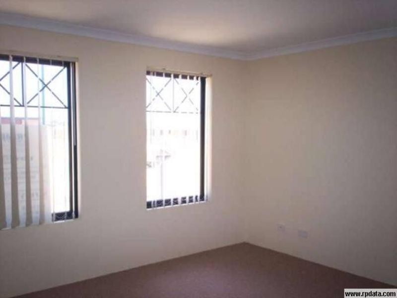 29 Portwine Avenue, Byford WA 6122