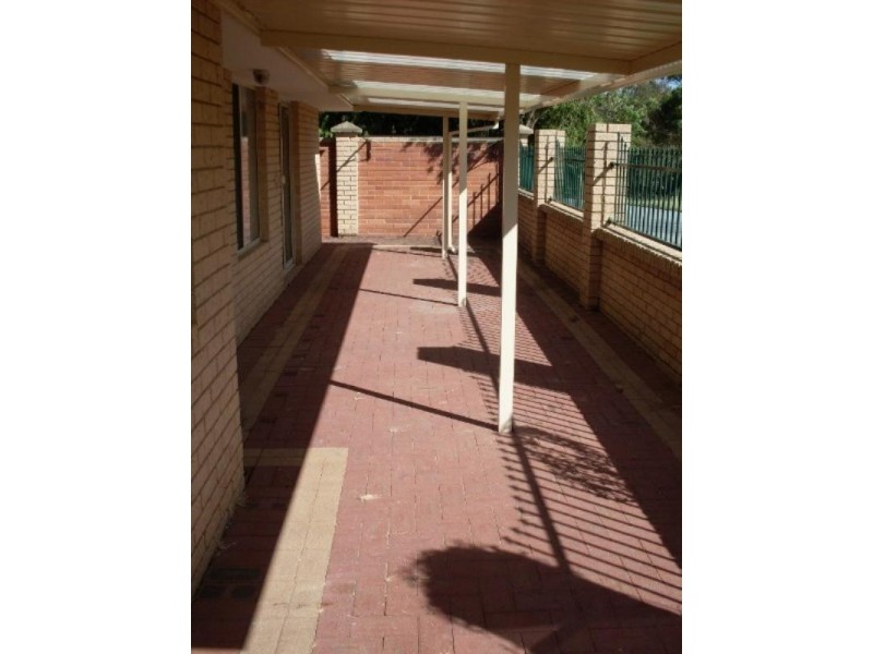 1 Verna Street, Gosnells WA 6110