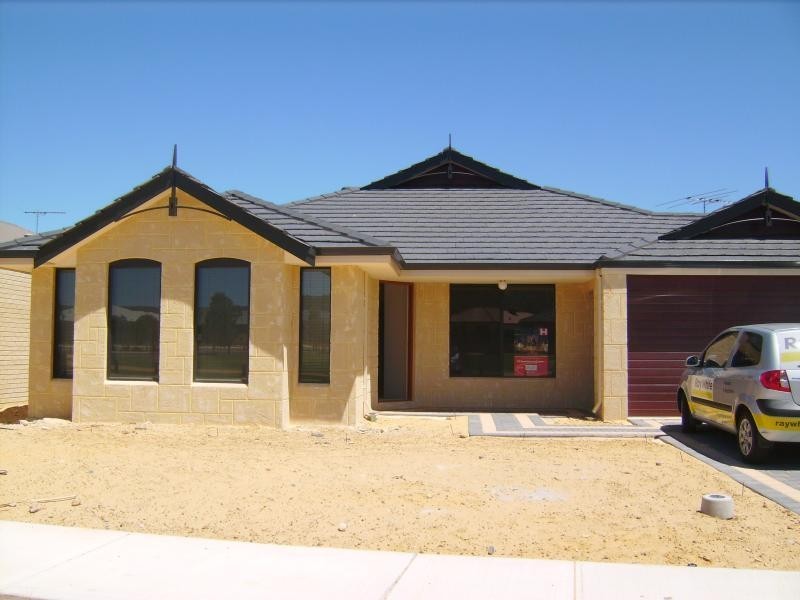 19 Quinine Crescent, Byford WA 6122