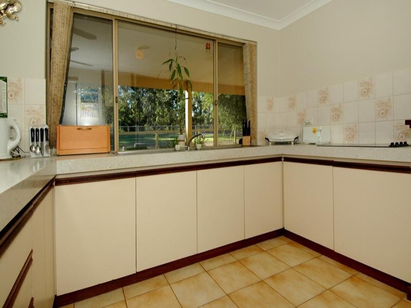 44 Springfield Road, Bedfordale WA 6112