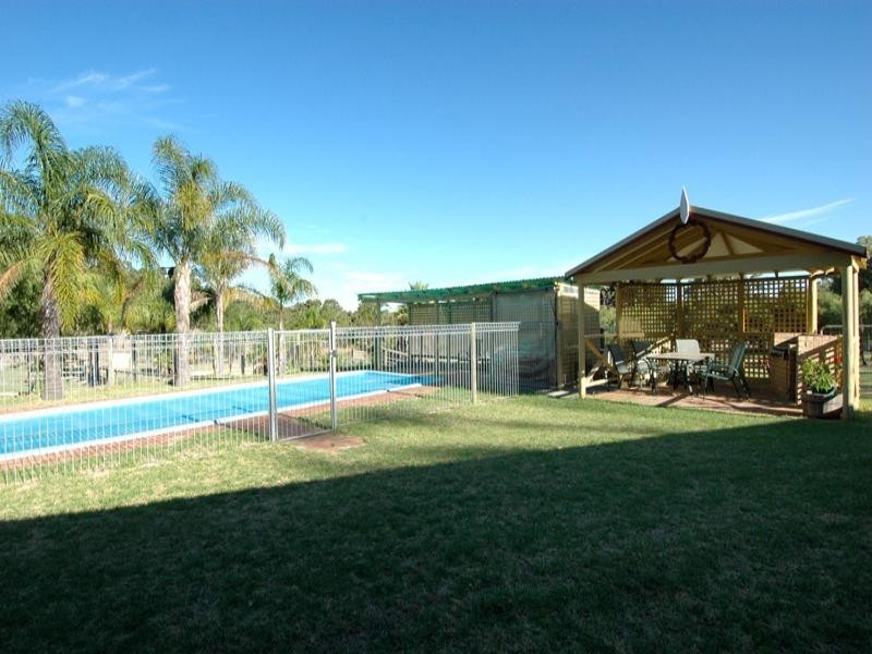 44 Springfield Road, Bedfordale WA 6112