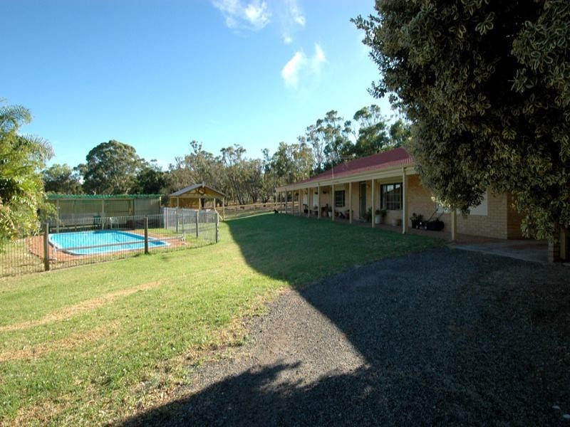 44 Springfield Road, Bedfordale WA 6112