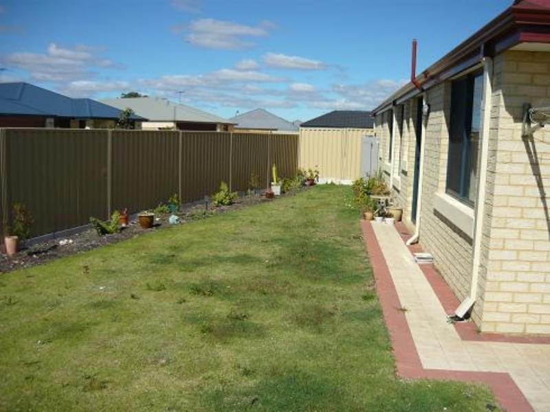 46 Pomera Drive, Byford WA 6122