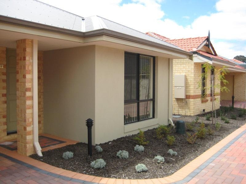 22/91 Lowanna Way, Armadale WA 6112