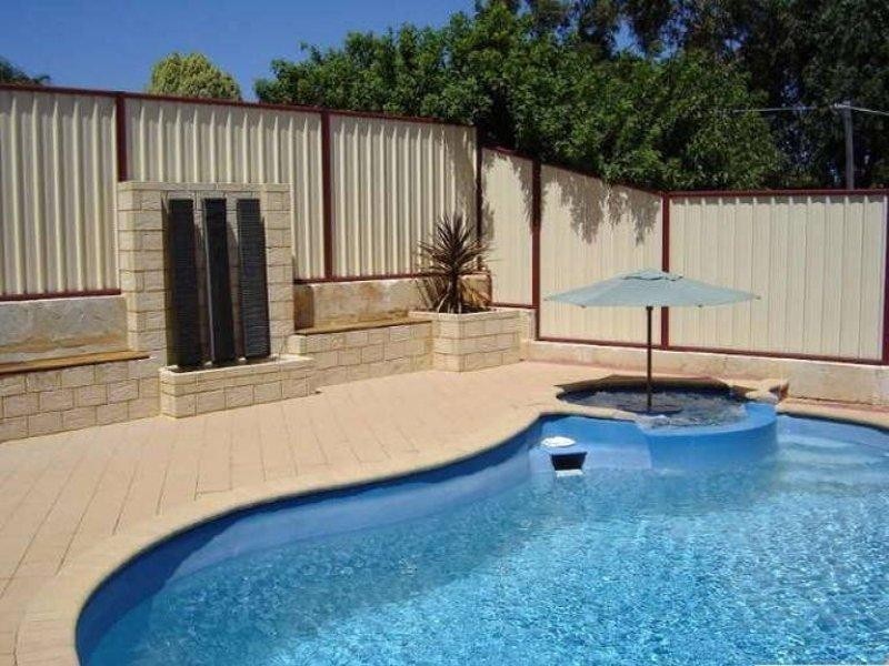 31 Merilee Terrace, Kelmscott WA 6111
