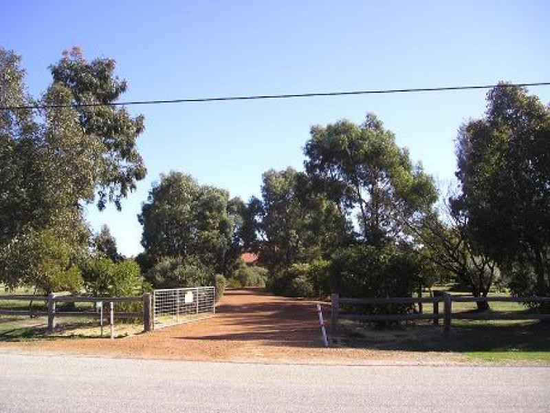 152 Salmon Bark Road, Serpentine WA 6125