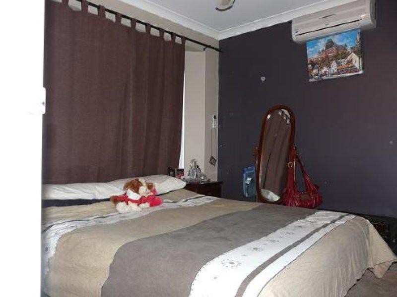 62 Strawberry Drive, Seville Grove WA 6112