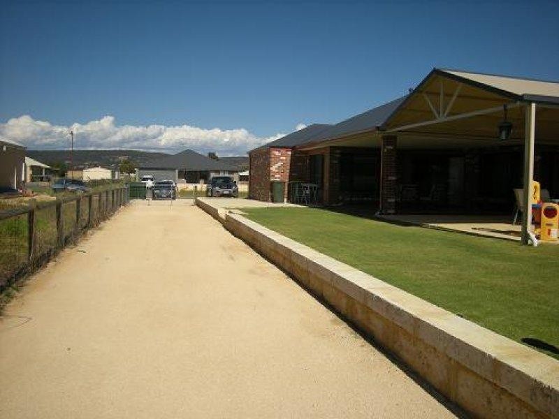 40 Caduceus Way, Brookdale WA 6112