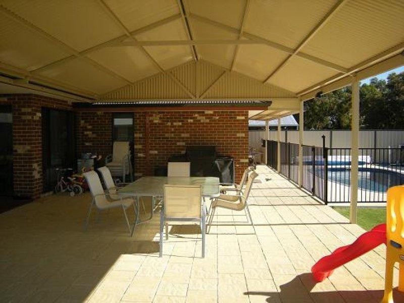 40 Caduceus Way, Brookdale WA 6112