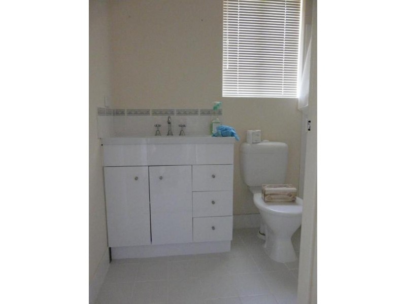 36 Chidzey Drive, Seville Grove WA 6112