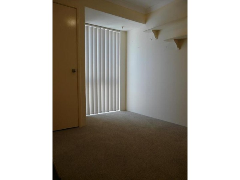 36 Chidzey Drive, Seville Grove WA 6112