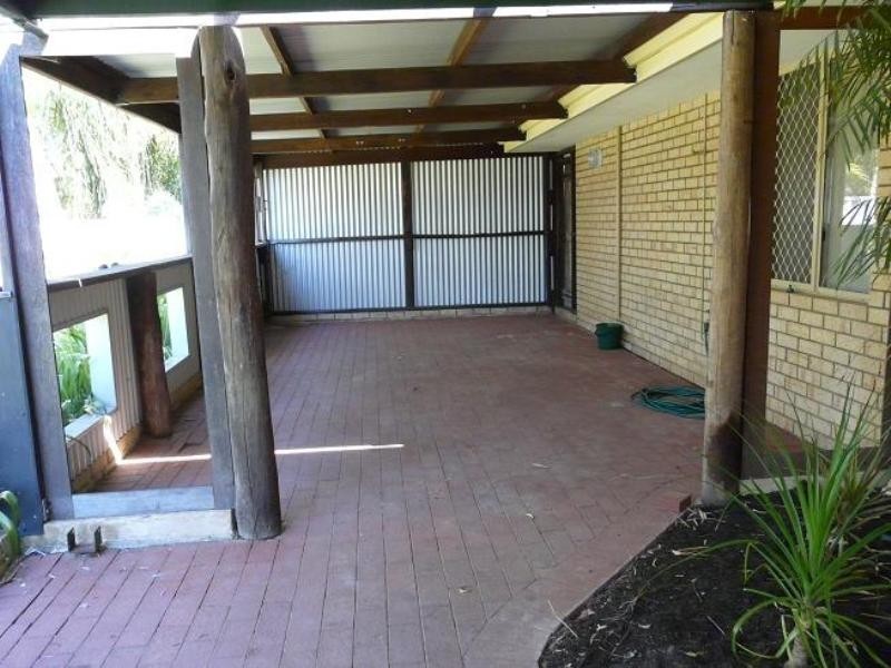 36 Chidzey Drive, Seville Grove WA 6112