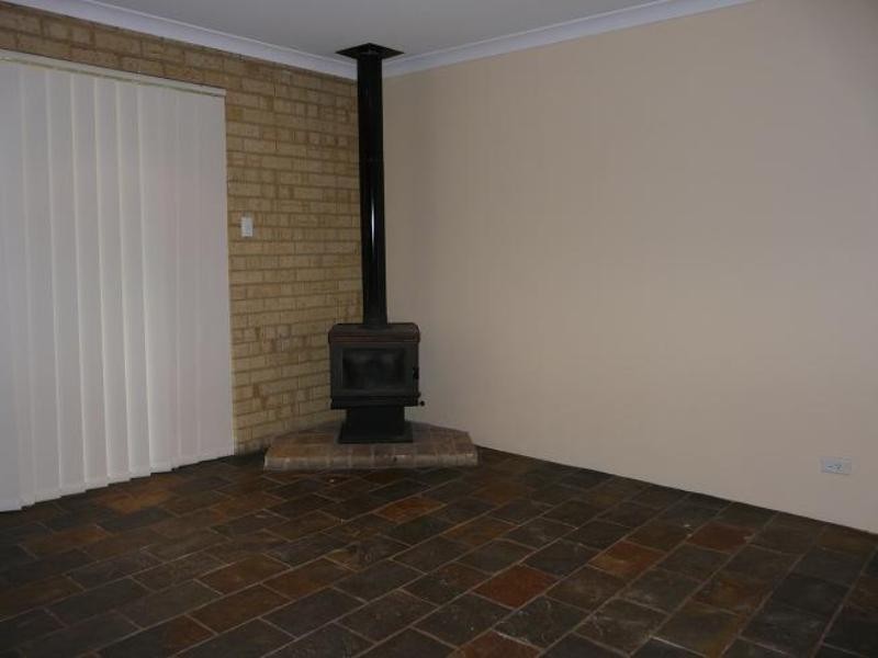 36 Chidzey Drive, Seville Grove WA 6112