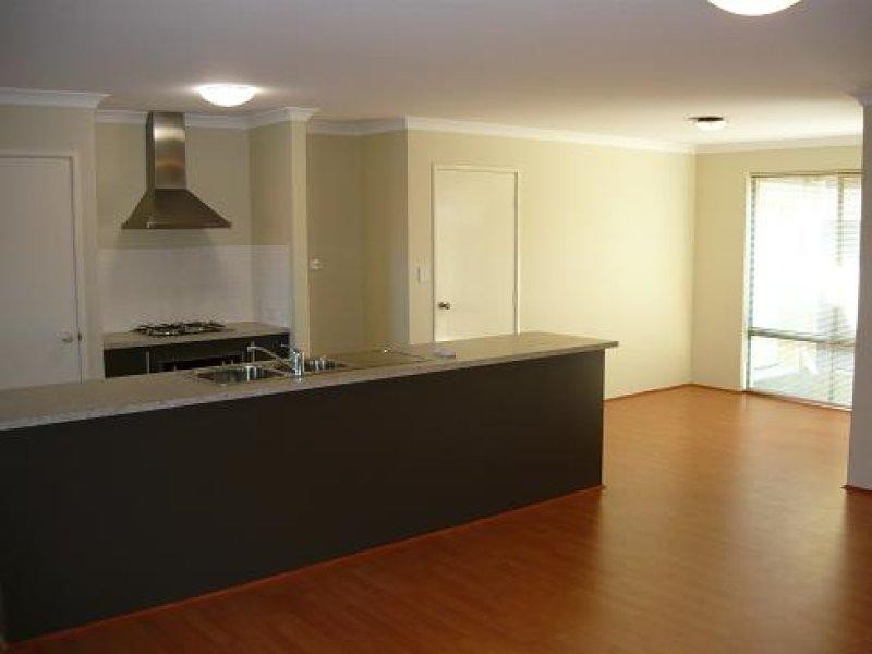 26 Madeira Turn, Byford WA 6122