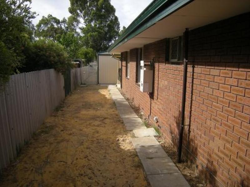 27 Gymea Court, Armadale WA 6112