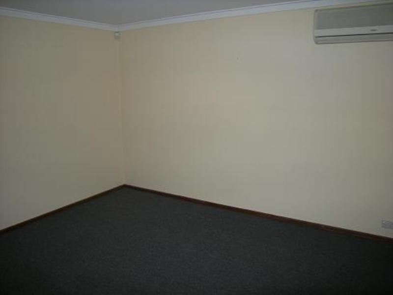 27 Gymea Court, Armadale WA 6112