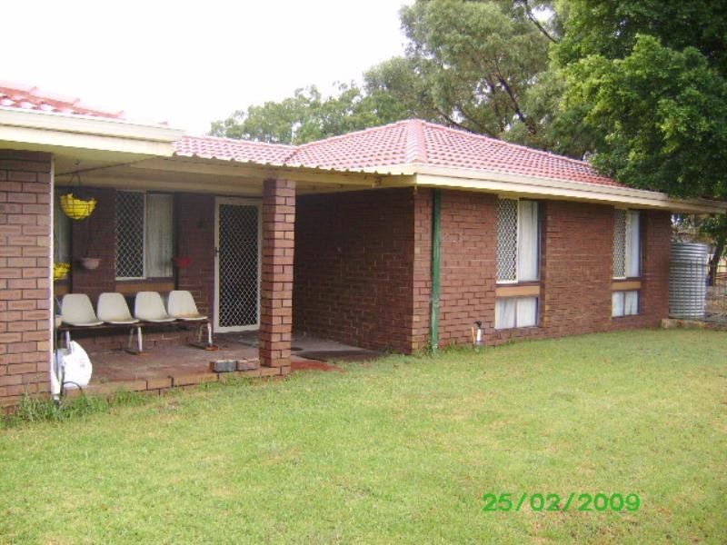 736 Rowley Road, Oakford WA 6121