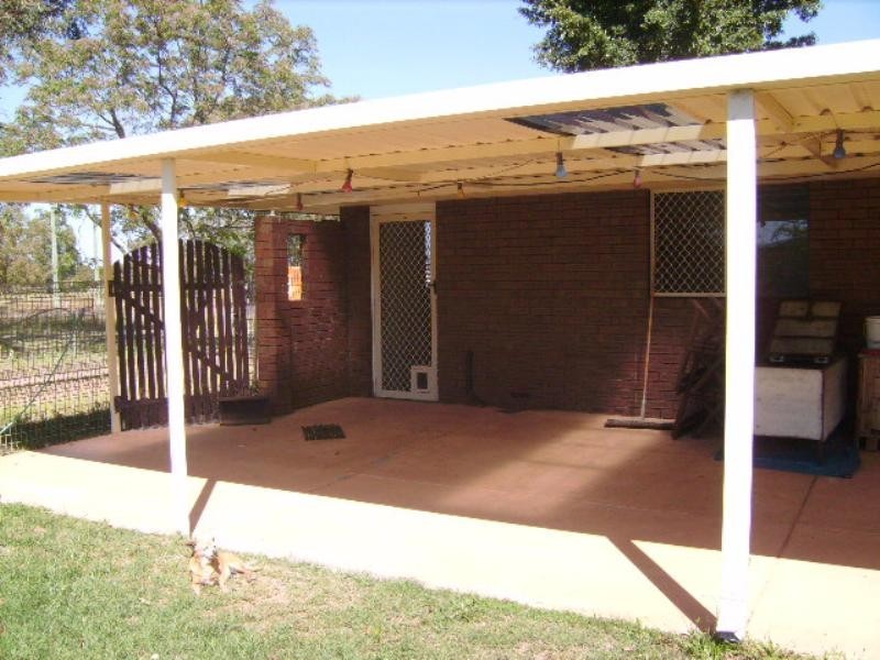 736 Rowley Road, Oakford WA 6121