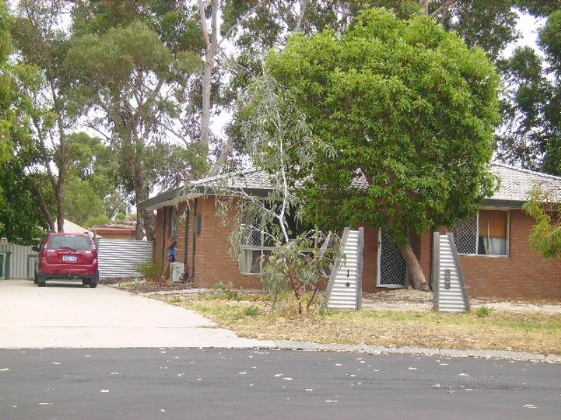 29 Burrowa Street, Armadale WA 6112