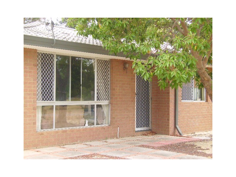 29 Burrowa Street, Armadale WA 6112