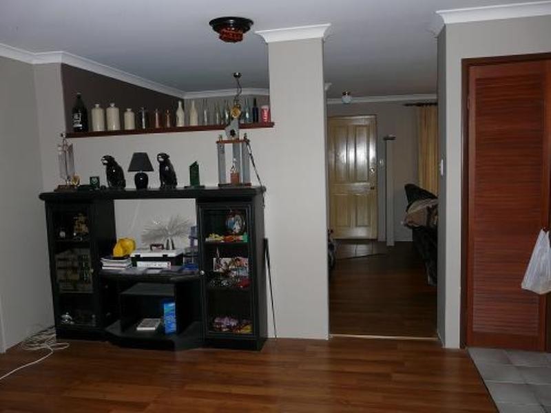 24 Hansen Road, Seville Grove WA 6112