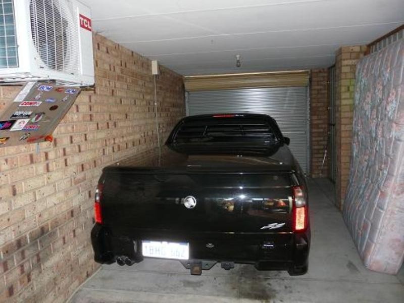 24 Hansen Road, Seville Grove WA 6112