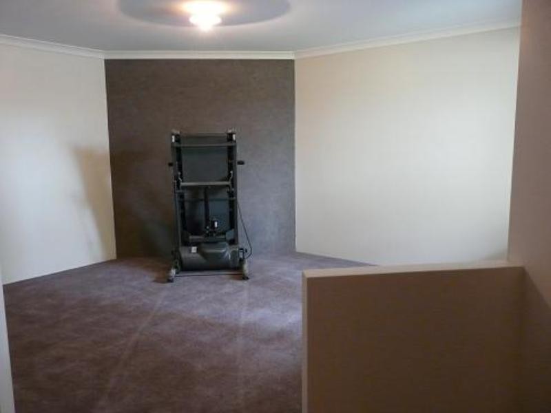 88 Seville Drive, Seville Grove WA 6112