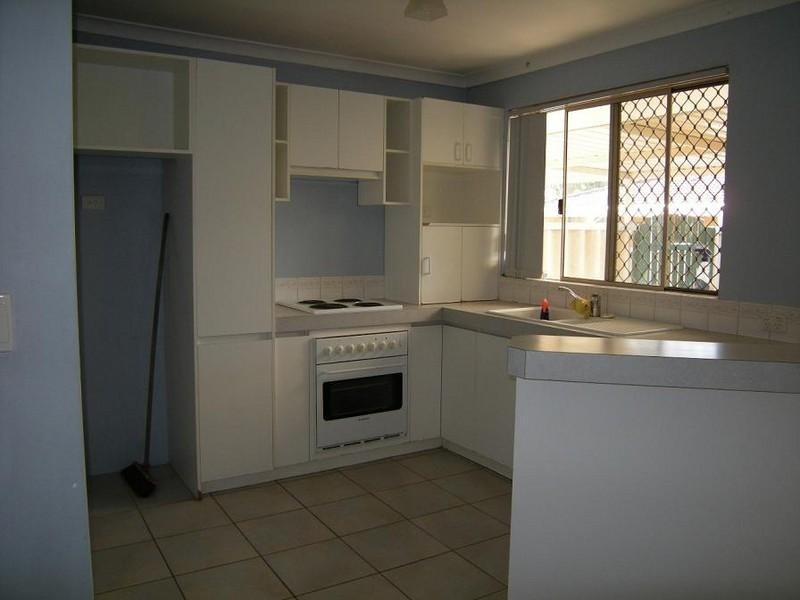 8 Moondyne Court, Seville Grove WA 6112