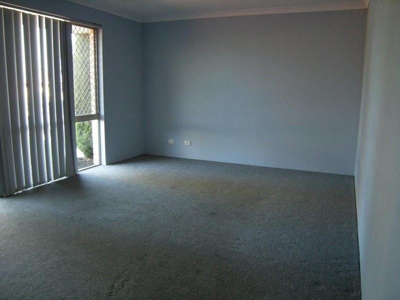 8 Moondyne Court, Seville Grove WA 6112