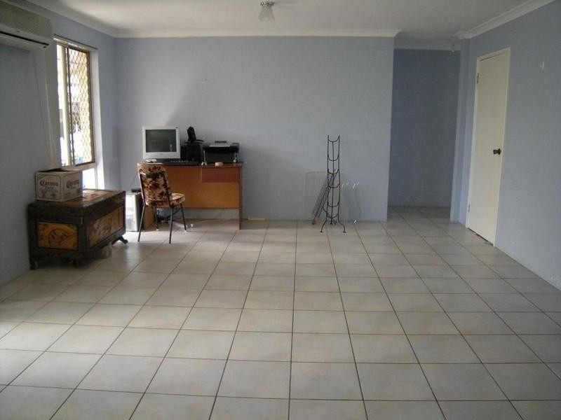 8 Moondyne Court, Seville Grove WA 6112