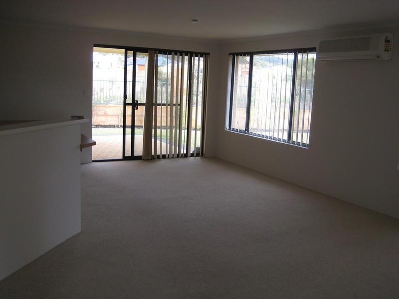 6 Rath Close, Byford WA 6122