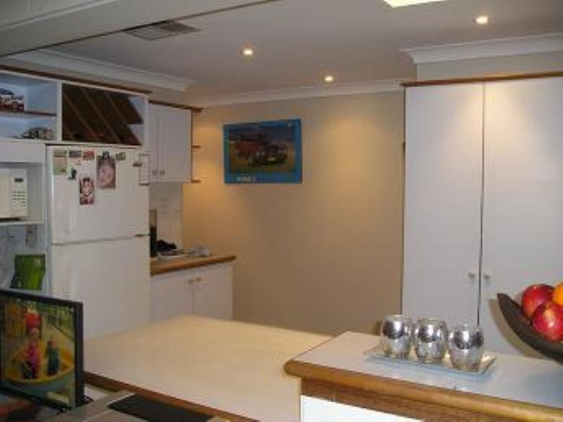 33 Sexty Street, Armadale WA 6112