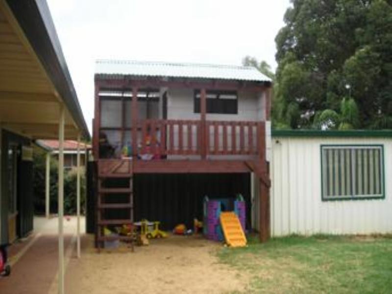 33 Sexty Street, Armadale WA 6112