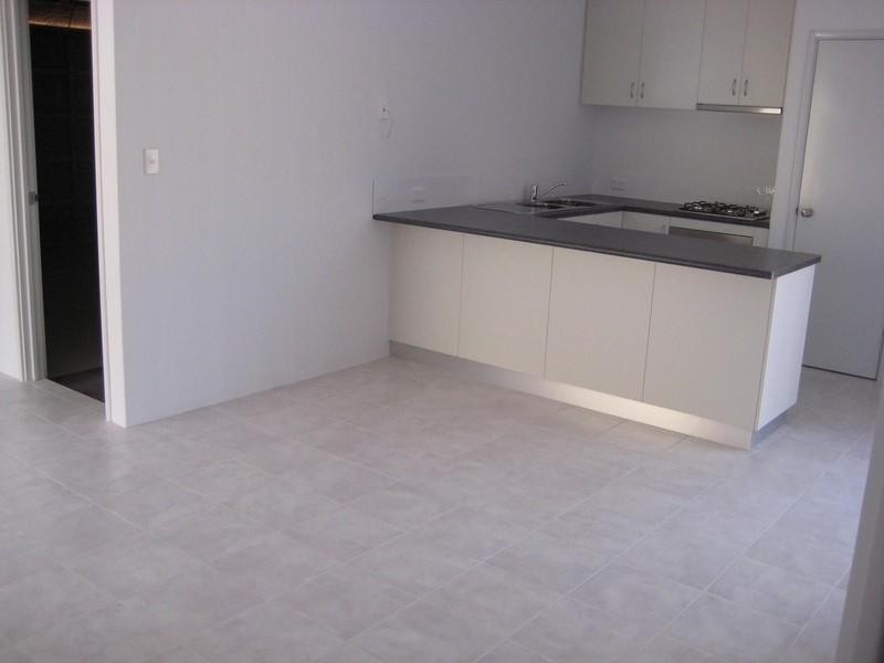 4/34 Friar Road, Armadale WA 6112