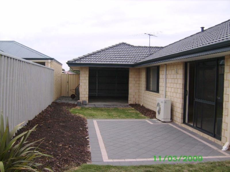 13 Mandalay Bend, Secret Harbour WA 6173