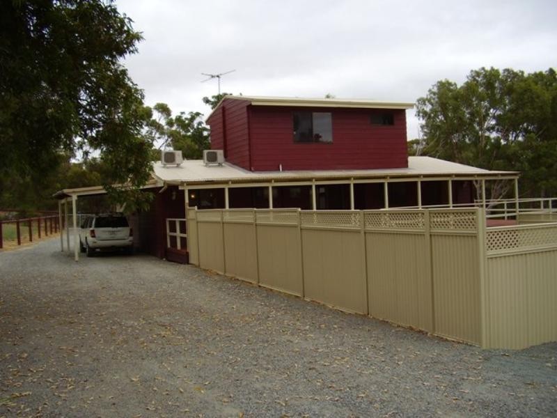 73 Lewis Road, Serpentine WA 6125