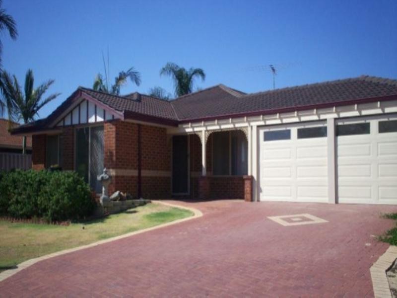 17 Barnfield Court, Seville Grove WA 6112