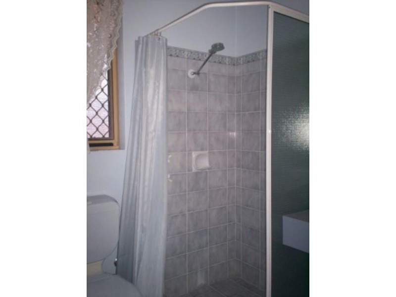 17 Barnfield Court, Seville Grove WA 6112