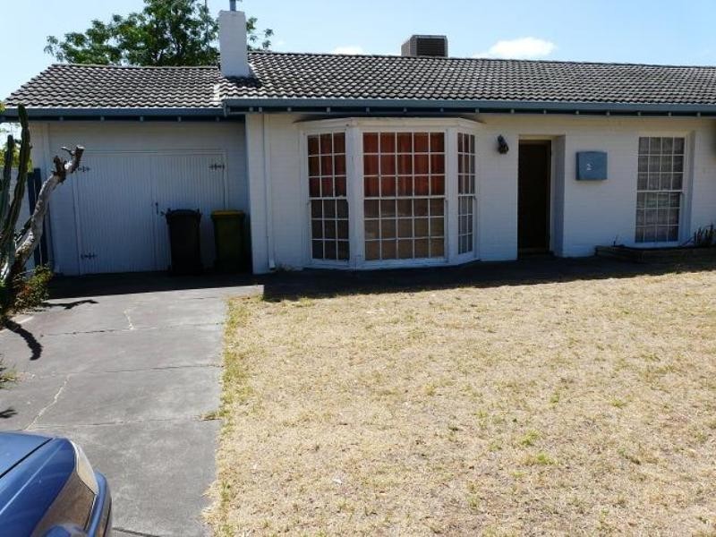 2 Tomah Road, Armadale WA 6112