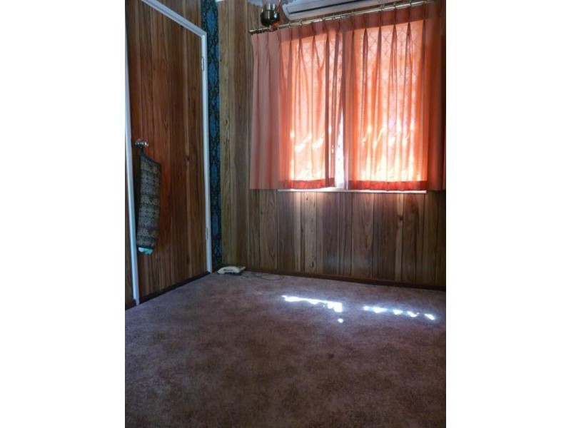 2 Tomah Road, Armadale WA 6112